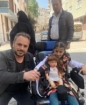 Akülü aracla gelen mutluluk  Fotoğrafı