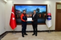 VALİ ÇİÇEK’TEN KAHRAMAN KURTARICILARA BAŞARI BELGESİ Fotoğrafı