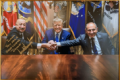 Donald Trump’tan İlham Aliyev’e Hediye: “İlham, Siz Büyük Lidersiniz” Fotoğrafı