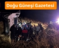 Kars Kağızman’da Saman Yüklü Kamyonet Şarampole Devrildi: 4 Yaralı Fotoğrafı